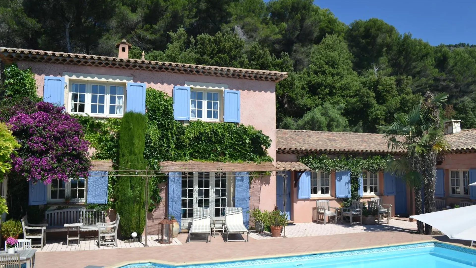 Le Mas Des Cigales Tourrettes-sur-Loup 2*,