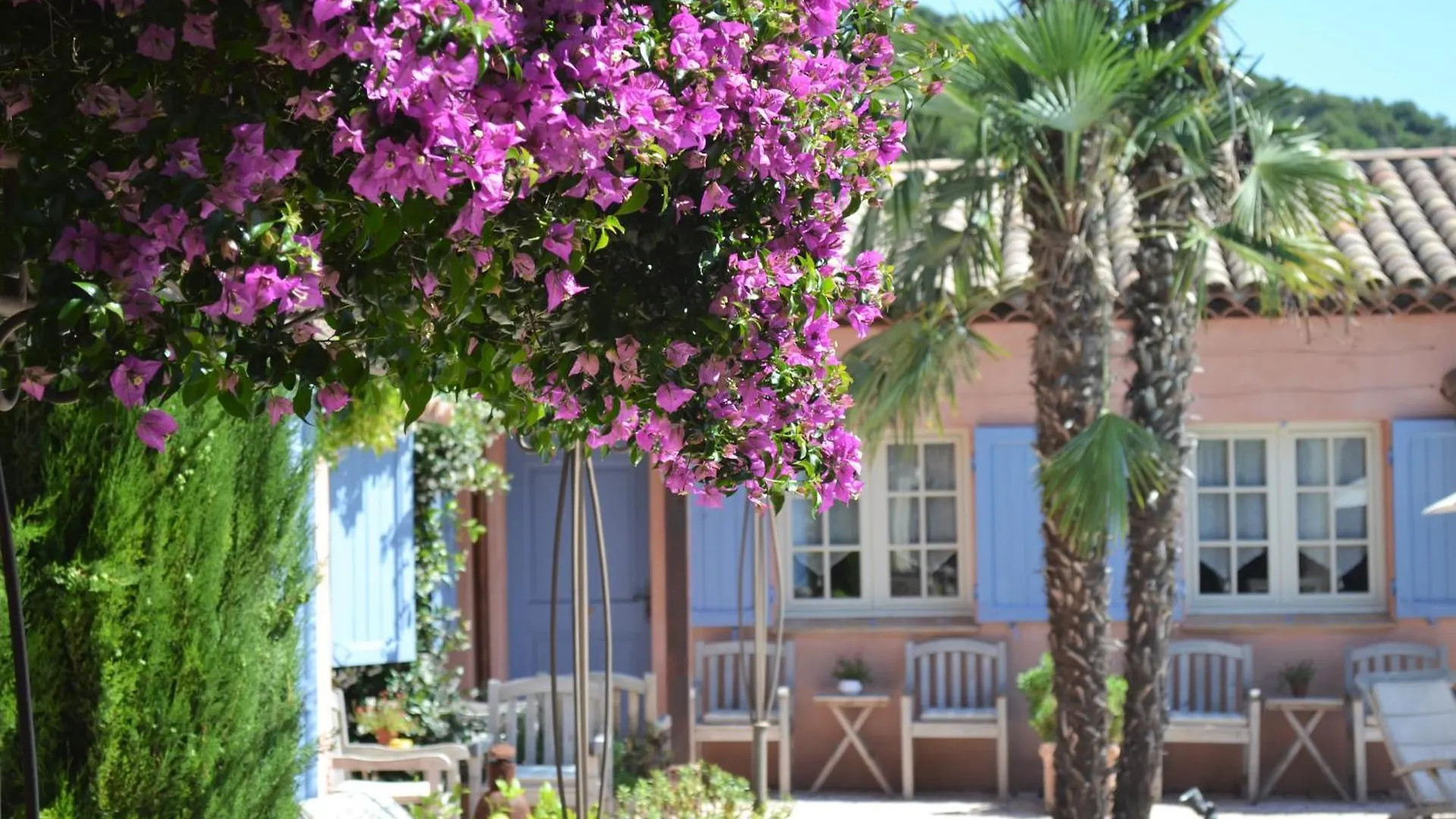 Le Mas Des Cigales Tourrettes-sur-Loup Bed & Breakfast